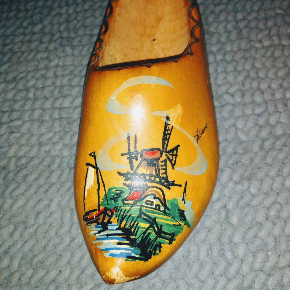 Vintage - Wooden Wall Shoe/Clog - Carved - Hand Pa